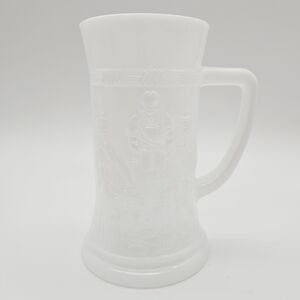 VINTAGE | Federal Glass tavern scene milk glass beer stein mug